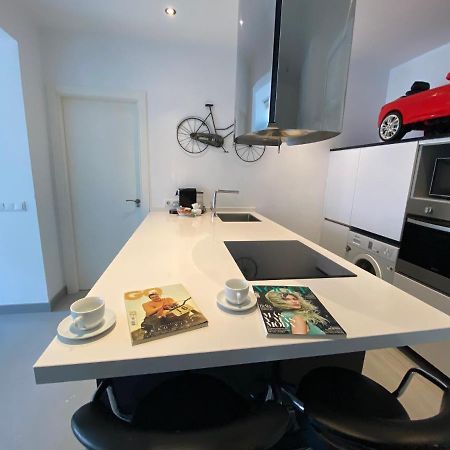 Apartamento En Madrid Rio Con Parking Gratuito Apartment Exterior photo