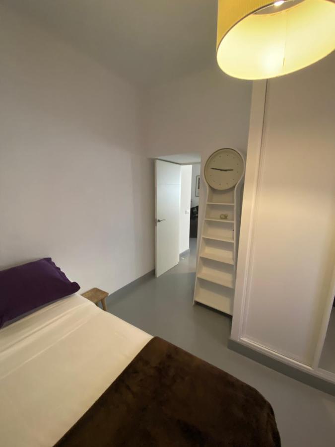 Apartamento En Madrid Rio Con Parking Gratuito Apartment Exterior photo