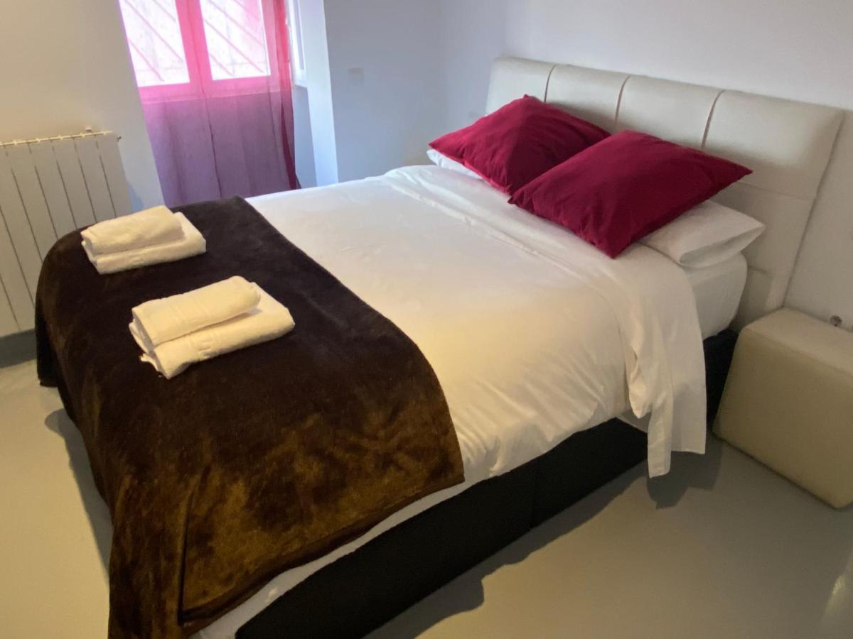 Apartamento En Madrid Rio Con Parking Gratuito Exterior photo